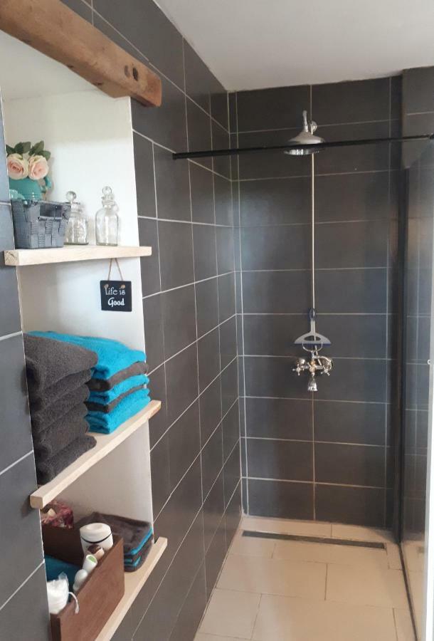 Bed & Breakfast Le Savoir Vivre Bonnes (Charente)