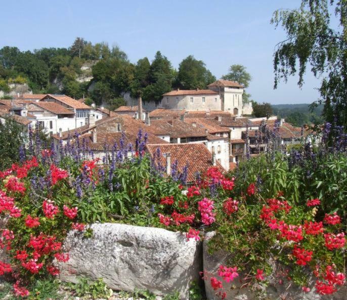Le Savoir Vivre Bonnes (Charente)