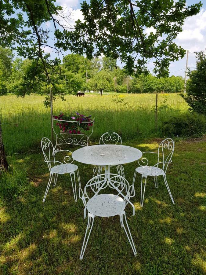 Le Savoir Vivre * Bonnes (Charente)